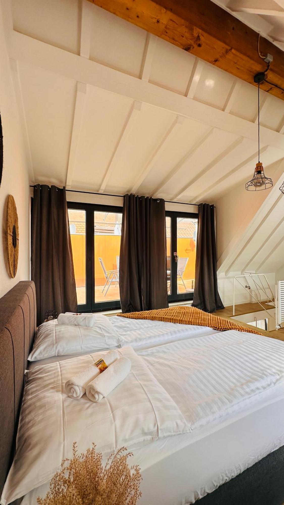 Amao-Green I 90Qm I Penthouse Maisonette Mit Rooftop I City Center I King-Size Betten Lahr  Eksteriør billede